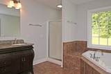 1810 Manor Dr - Photo 22