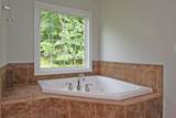 1810 Manor Dr - Photo 23