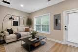 2323 Kendall Ln - Photo 29