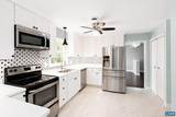 208 Surrey Rd - Photo 3