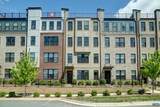 915 Salamander St - Photo 1