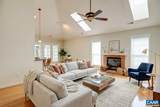 685 Courtyard Ct - Photo 9