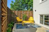 1007 Saint Clair Ave - Photo 46