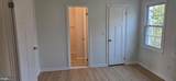 165 Leeds Ct W - Photo 15