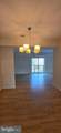165 Leeds Ct W - Photo 9