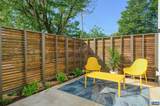 1007 Saint Clair Ave - Photo 45
