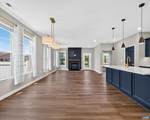 424 Bayberry Ln - Photo 2