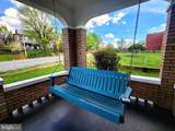 515 Fourth St - Photo 2