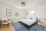 1007 Saint Clair Ave - Photo 32