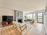 1007 Saint Clair Ave - Photo 8