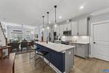 521 Crimson St - Photo 8