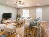 240 Deford Ave - Photo 23