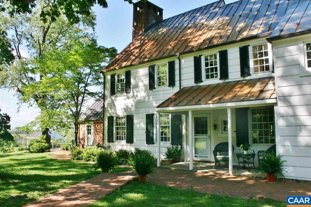 388 Rockfish Rd - Photo 1