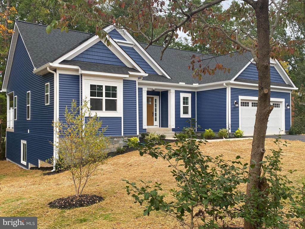 116 Appleview Ct - Photo 1