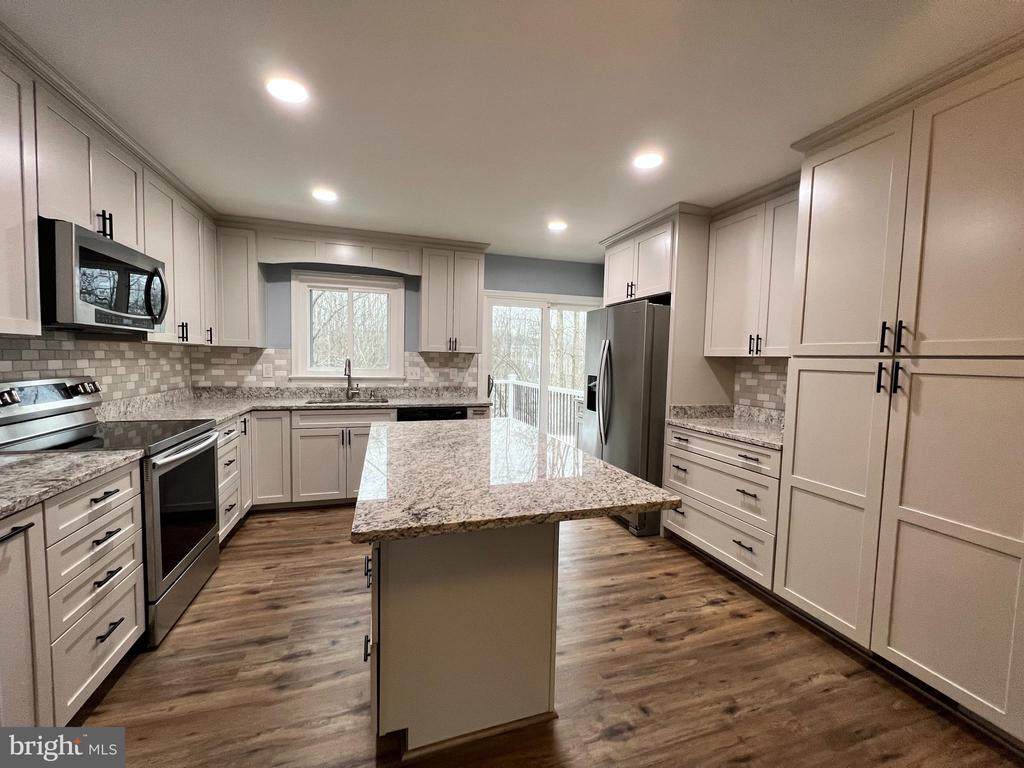 6814 Plantation Forest Dr - Photo 1