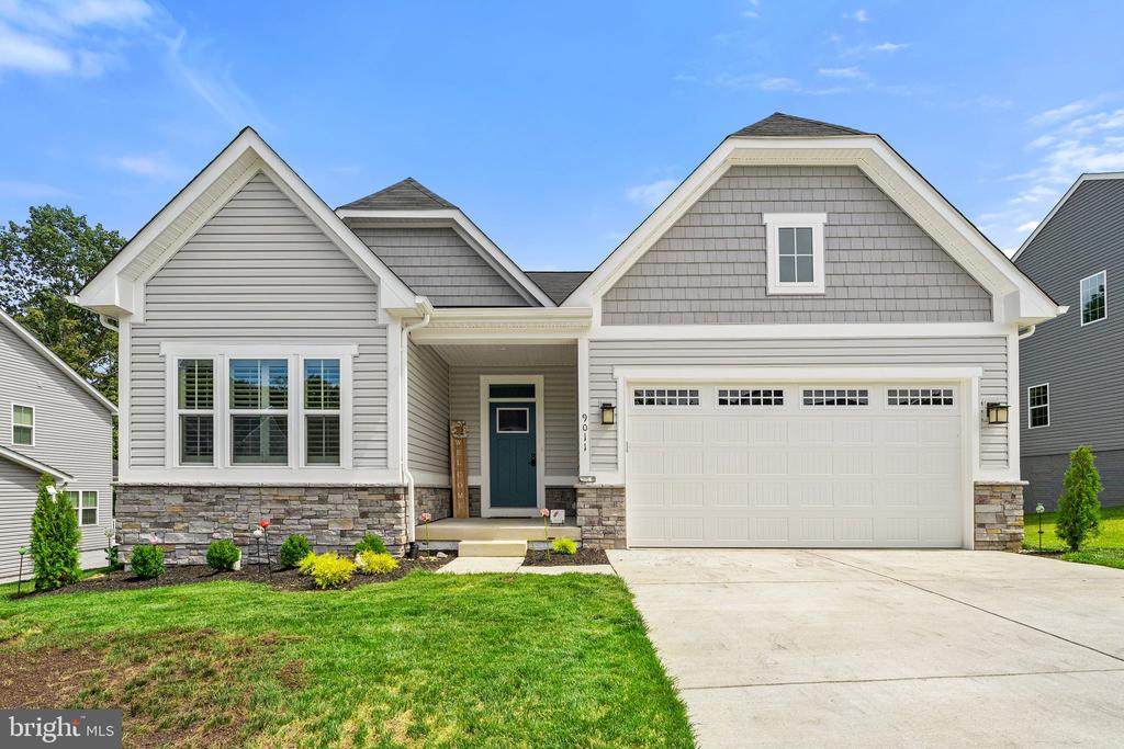 9011 Maple Run Dr - Photo 1