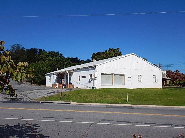 810 Grubert Ave - Photo 1