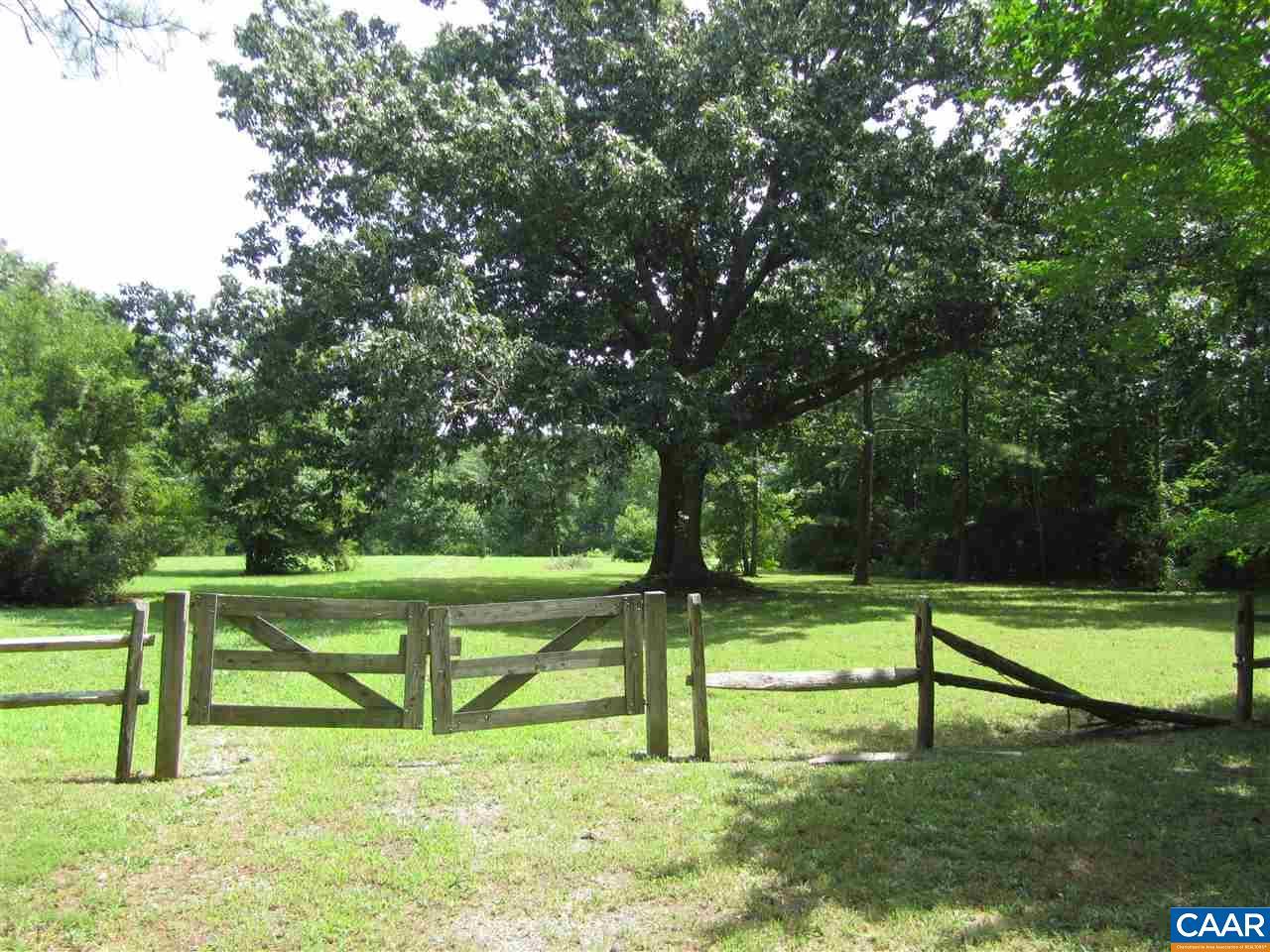 3 Gillim Rd - Photo 1