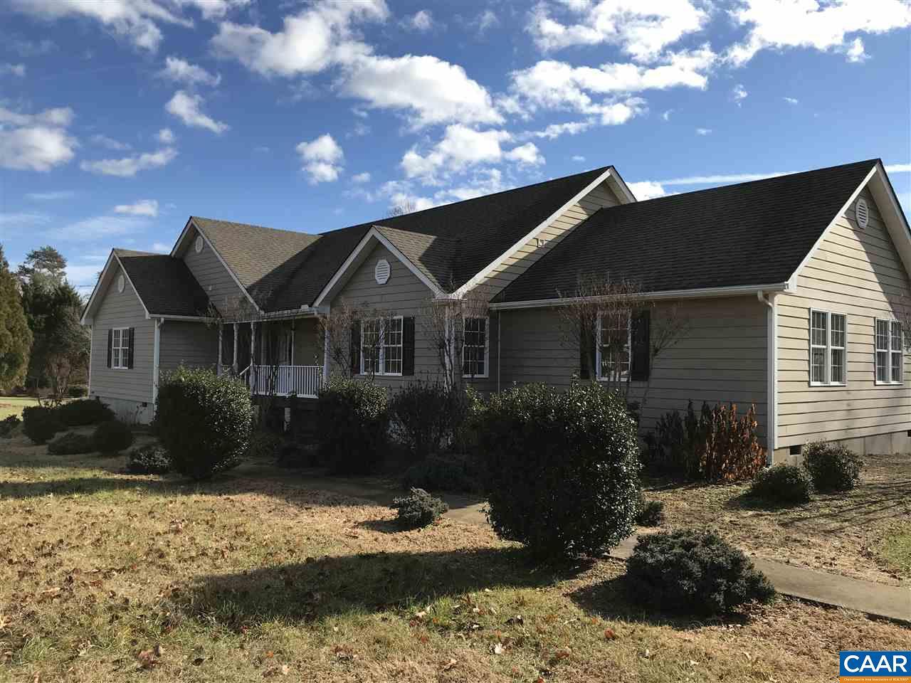 1032 Stoney Creek East - Photo 1