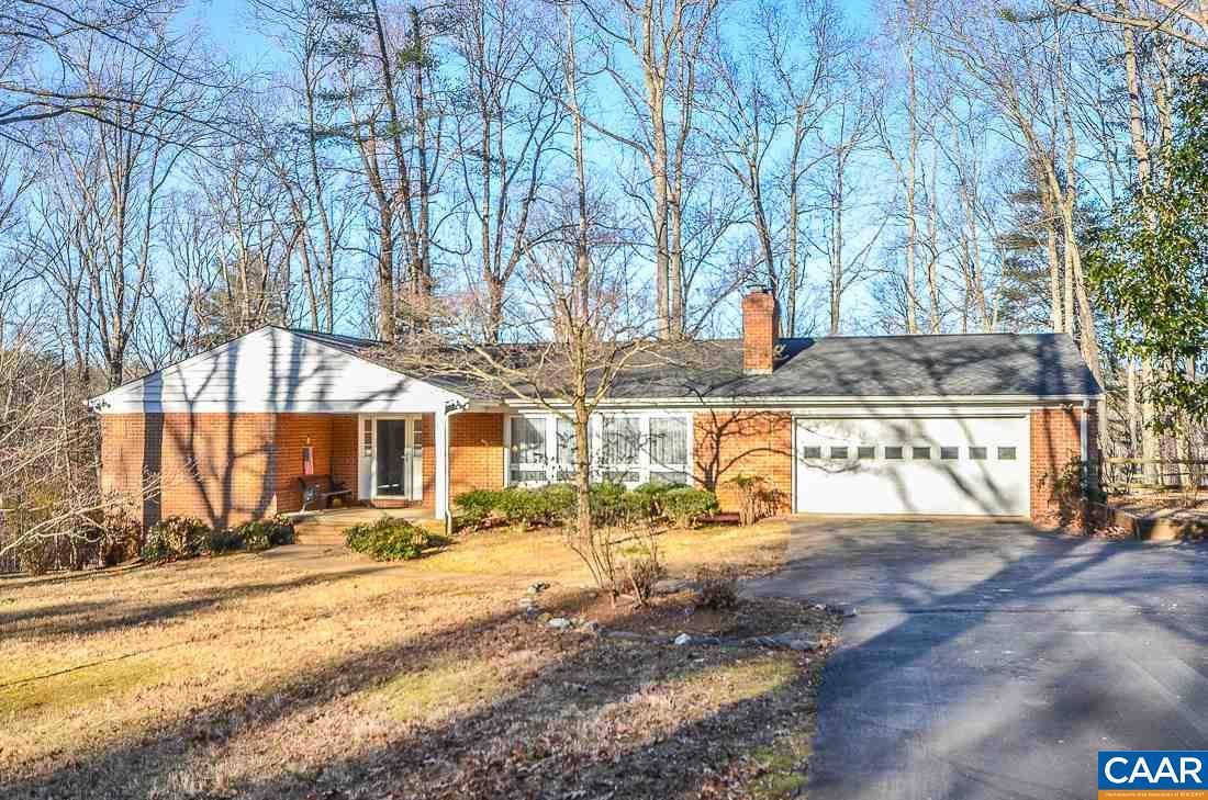 490 Willwood Dr - Photo 1