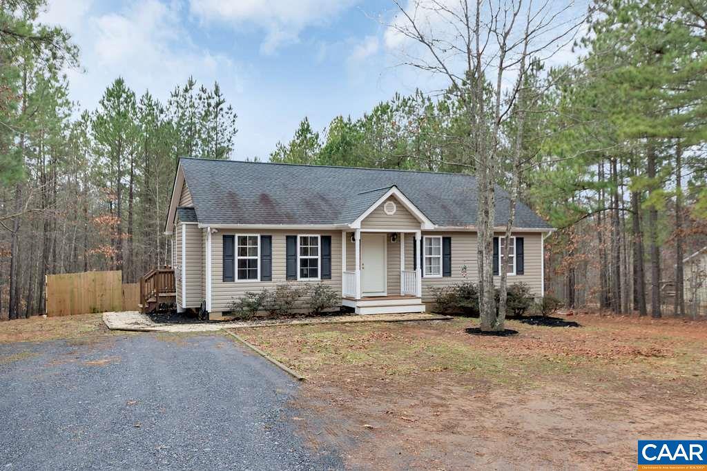 7838 Bridgeport Rd - Photo 1