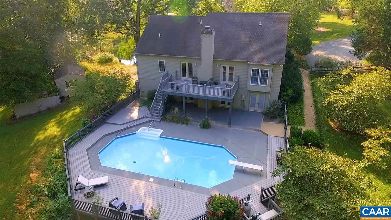 250 Rivanwood Dr - Photo 1