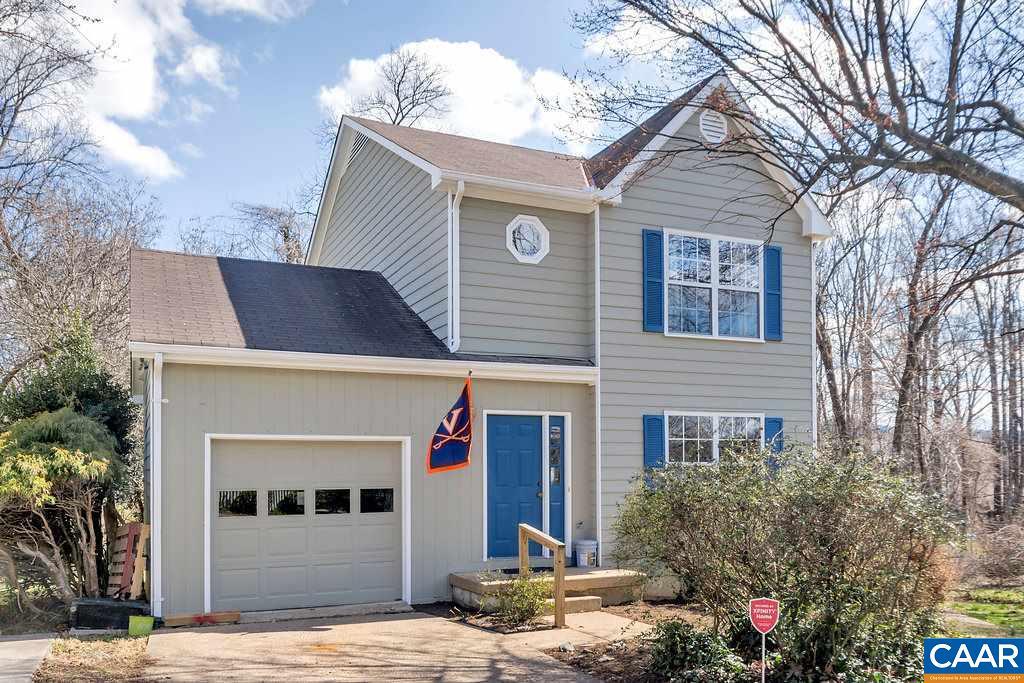 112 Westwood Cir - Photo 1