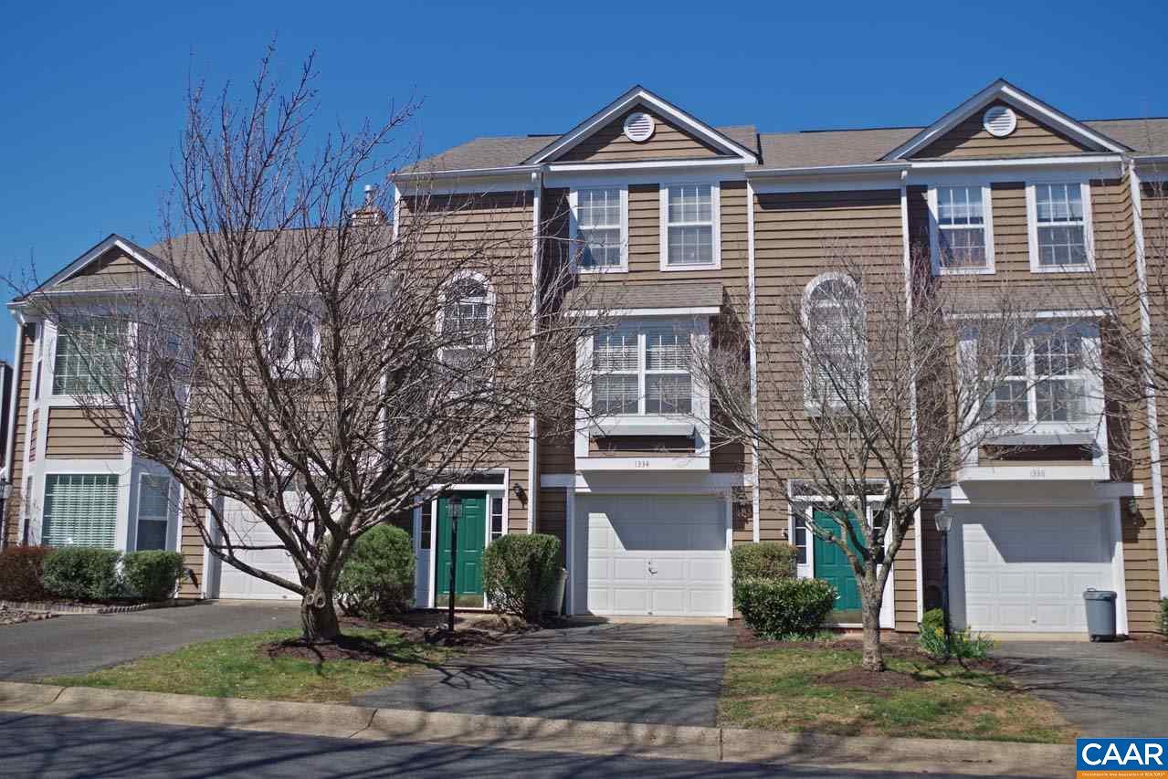 1334 Wimbledon Way - Photo 1
