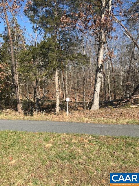 5015 Lockerbie Ln - Photo 1