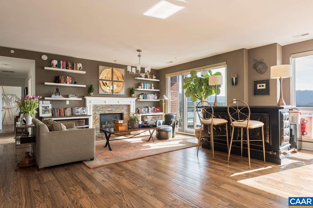 200 Garrett St - Photo 1