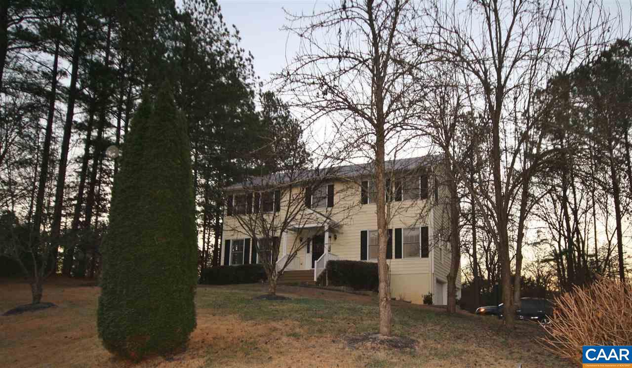 7 Fir Tree Ln - Photo 1