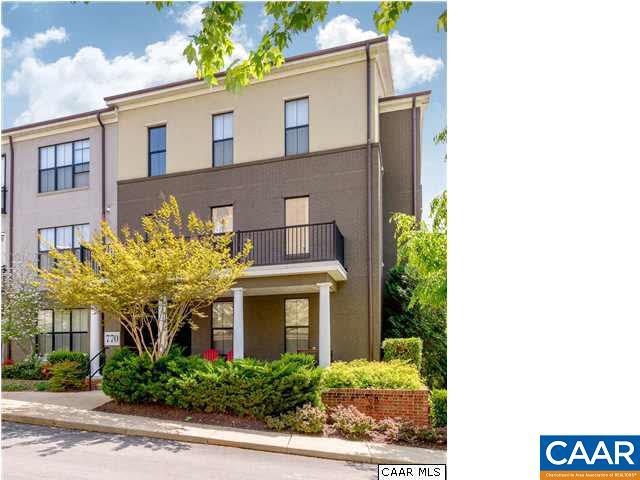 770 Walker Sq - Photo 1