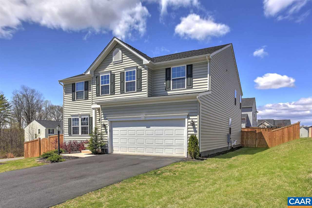 354 Larchmont Cir - Photo 1