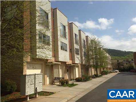 1013 Linden Ave - Photo 1