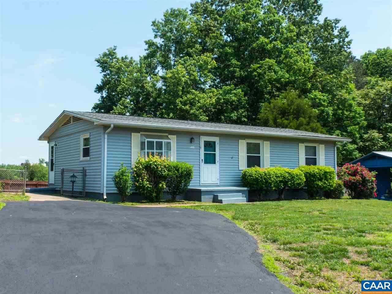 105 Dorset Ct - Photo 1