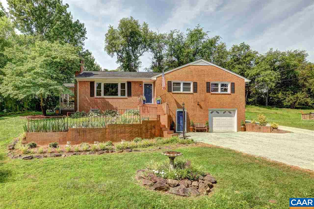 1425 Birchwood Dr - Photo 1