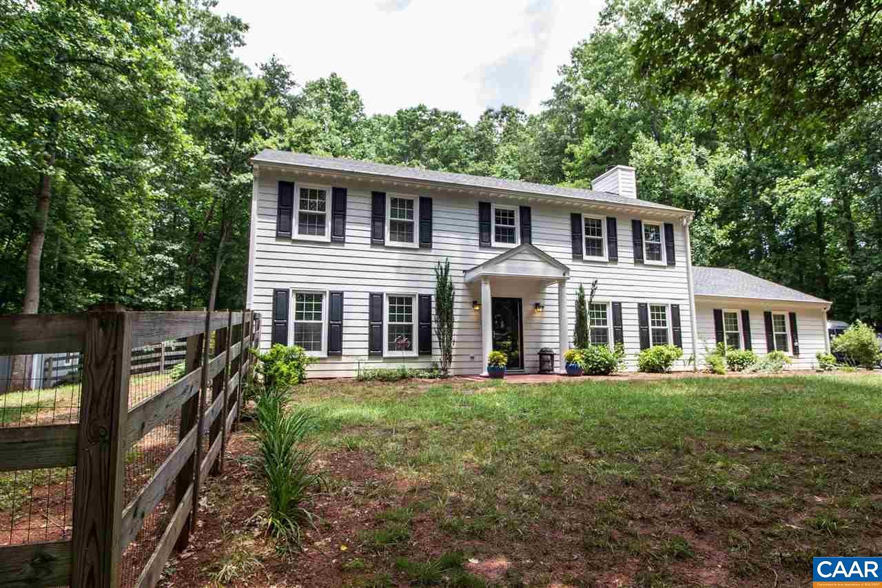 94 Vincennes Rd - Photo 1