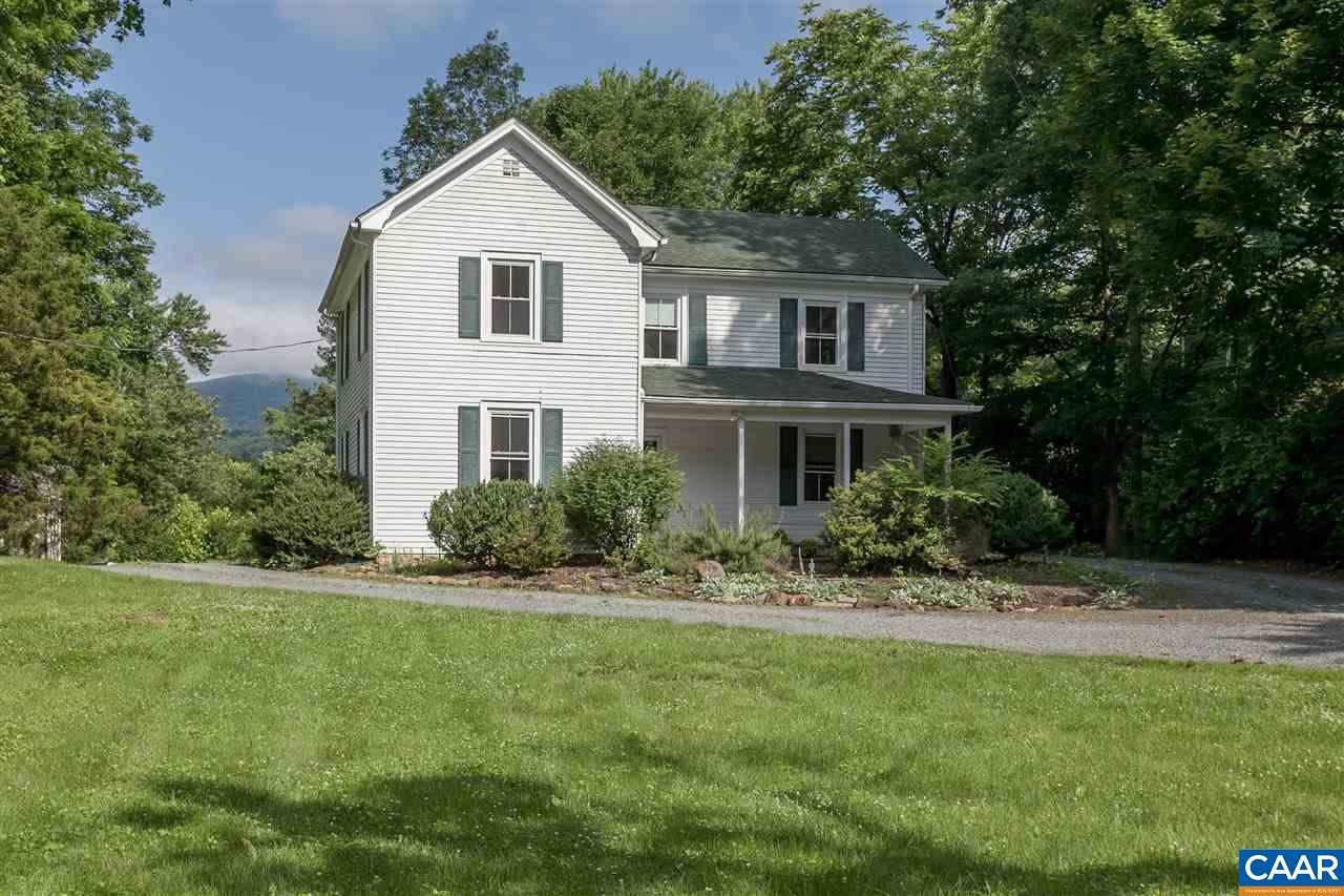 1118 Crozet Ave - Photo 1