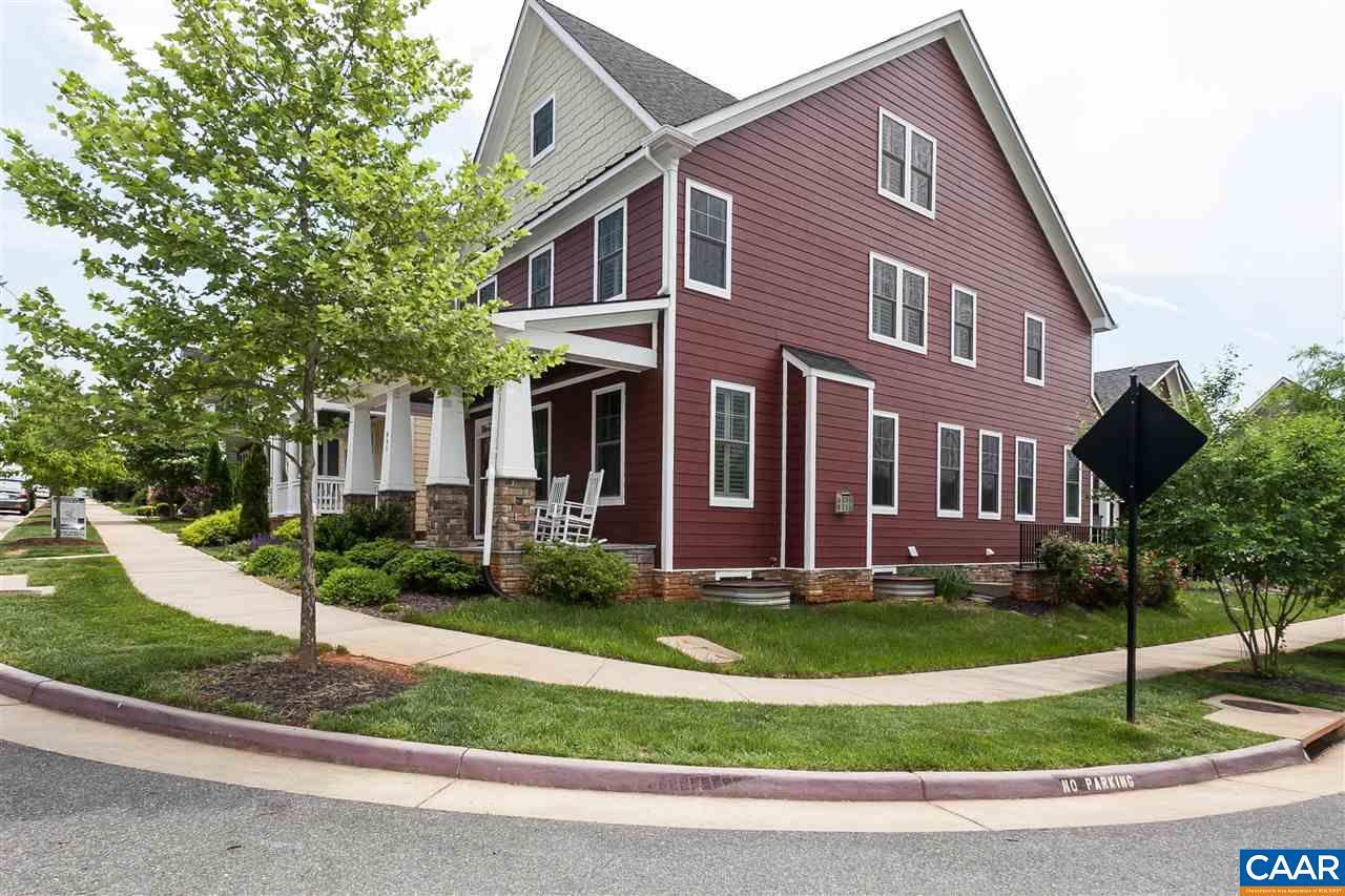 845 Cole St - Photo 1