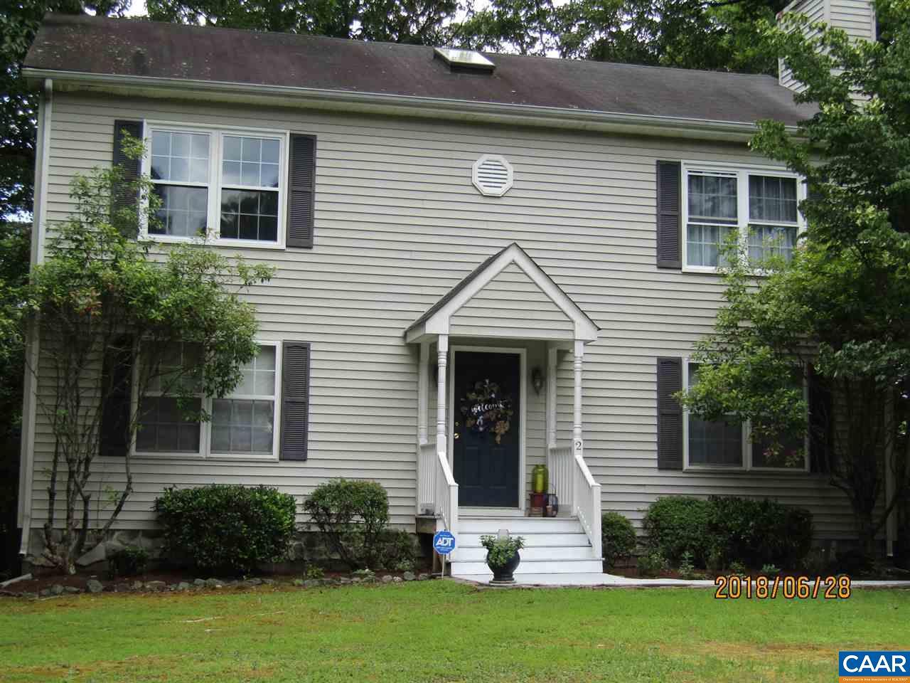 2 Royal Ct - Photo 1