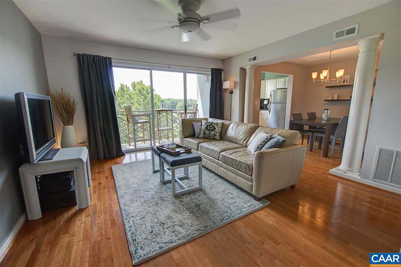 1604 Monticello Ave - Photo 1