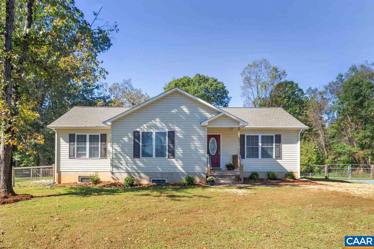 1324 Clinton Ln - Photo 1
