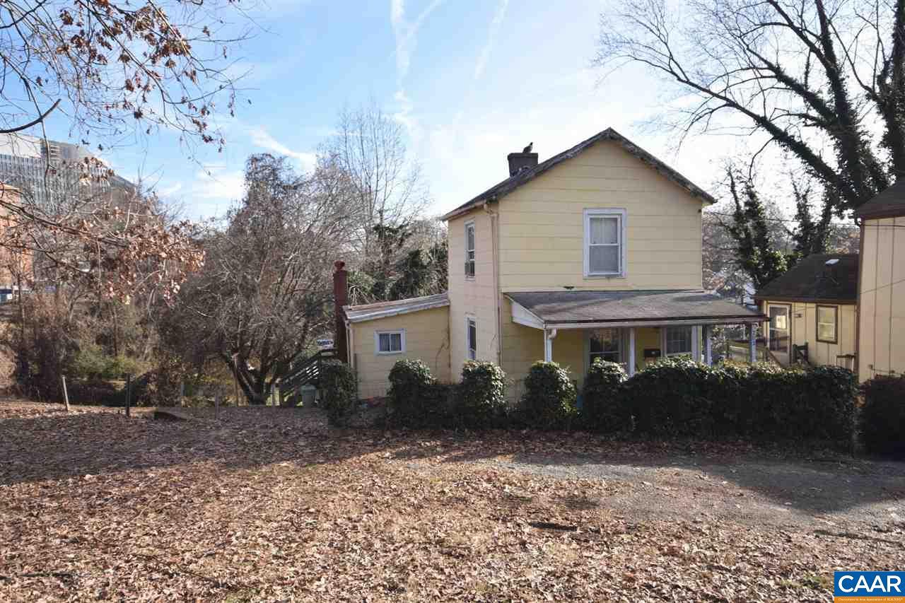 202 Spring St - Photo 1