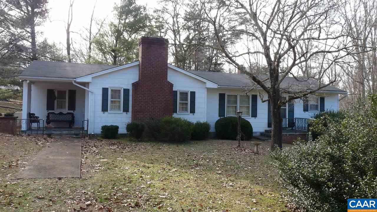 1032 Holly Ridge Rd - Photo 1
