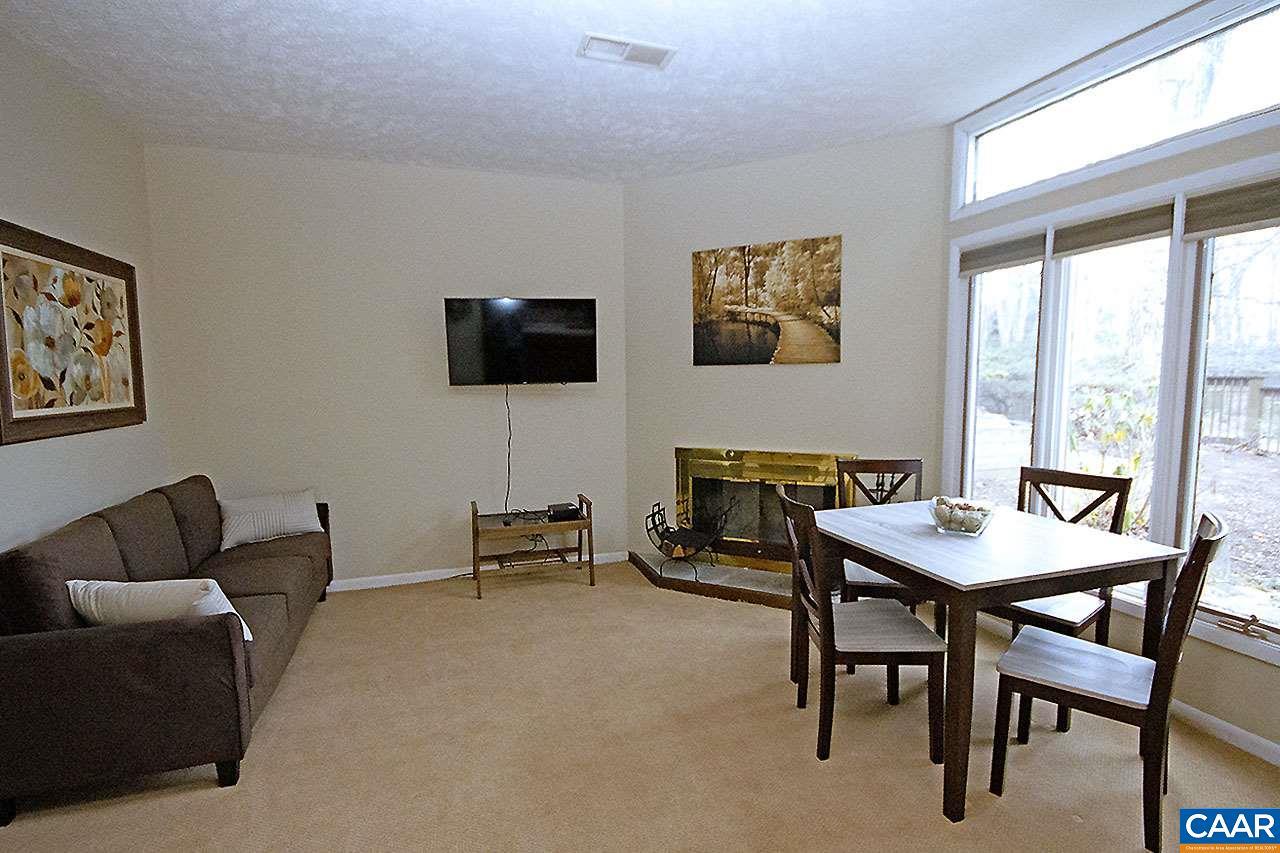 734 Laurelwood Condos - Photo 1