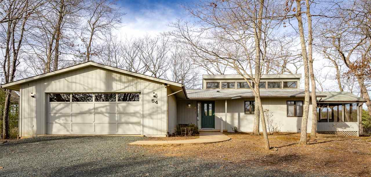 54 Maplevale Dr - Photo 1