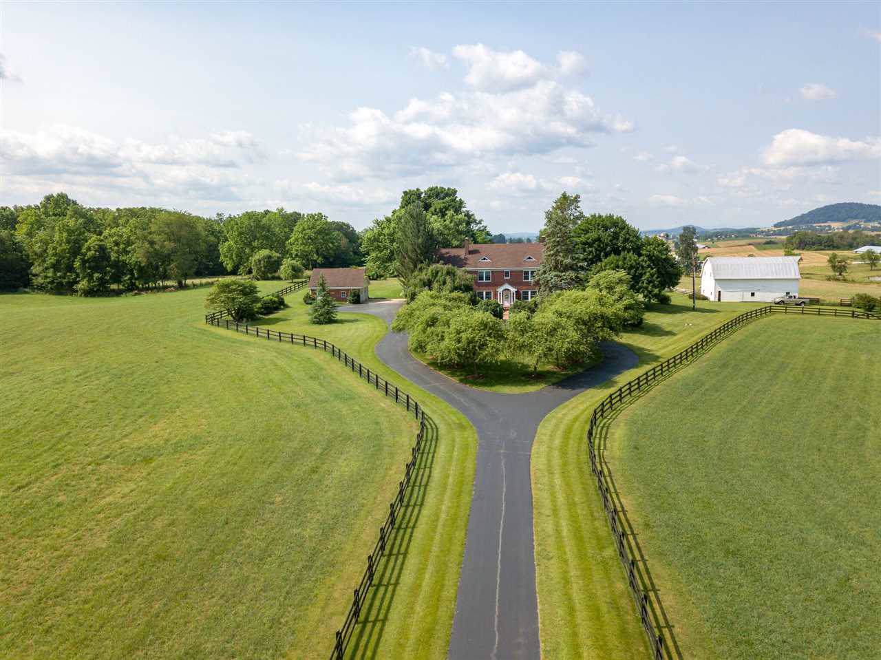 2989 Mt Clinton Pike - Photo 1