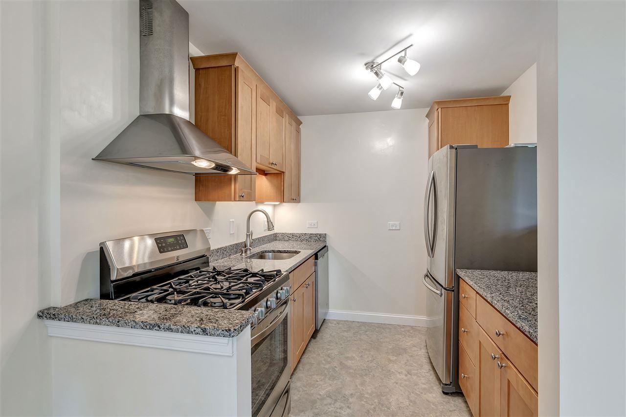511 1ST ST - Photo 1