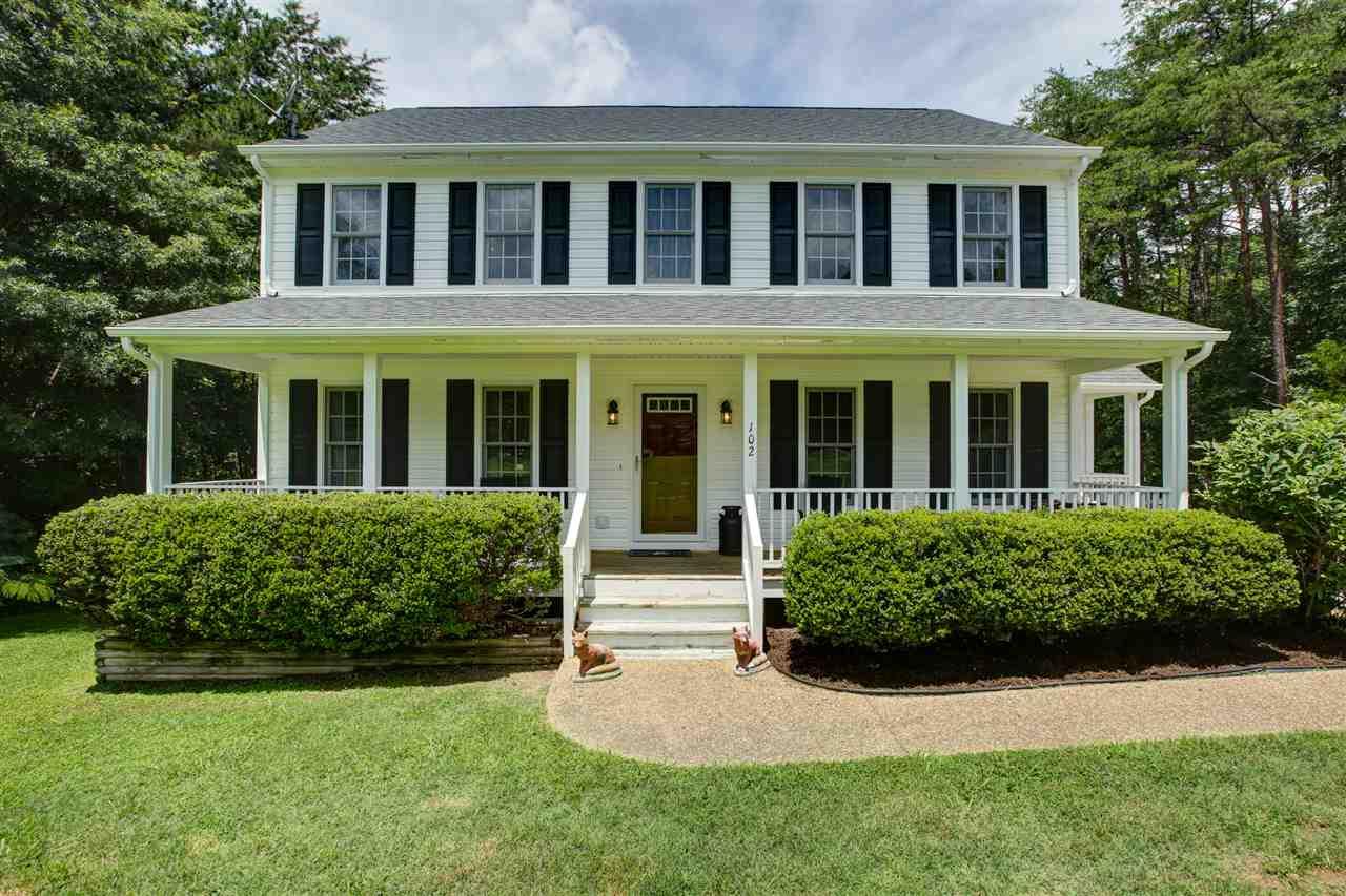 102 Chapel Way - Photo 1