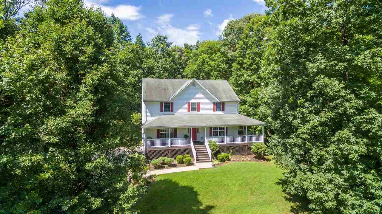 494 Rosewood Dr - Photo 1